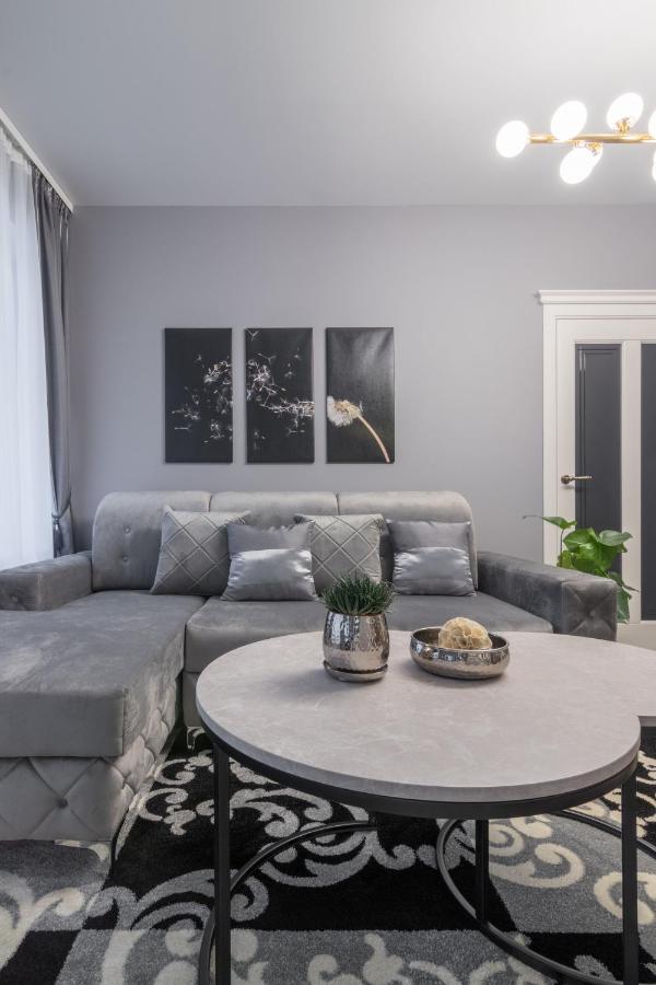 Dandelion Apartment In The Heart Of 카우나스 외부 사진
